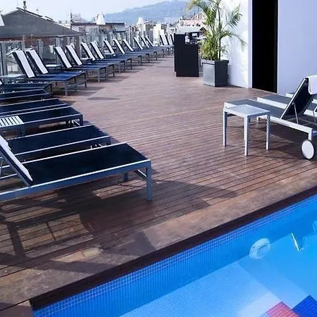 ツゥー バイ アクセル 4* Sup 大人専用 ホテル